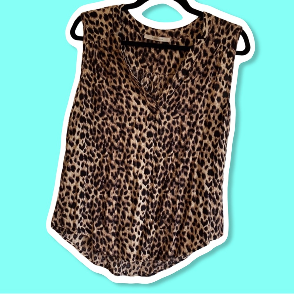Leopard top sleeveless v-neck women’s blouse top